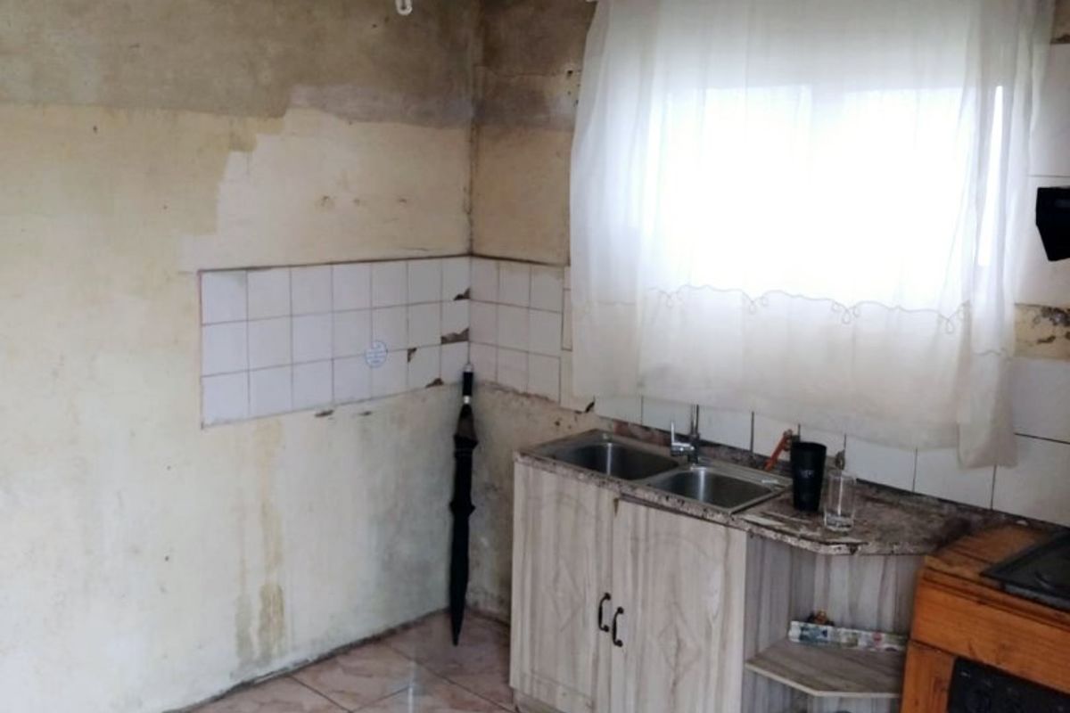 3 Bedrooms Conner  House For Sale - Photo 5