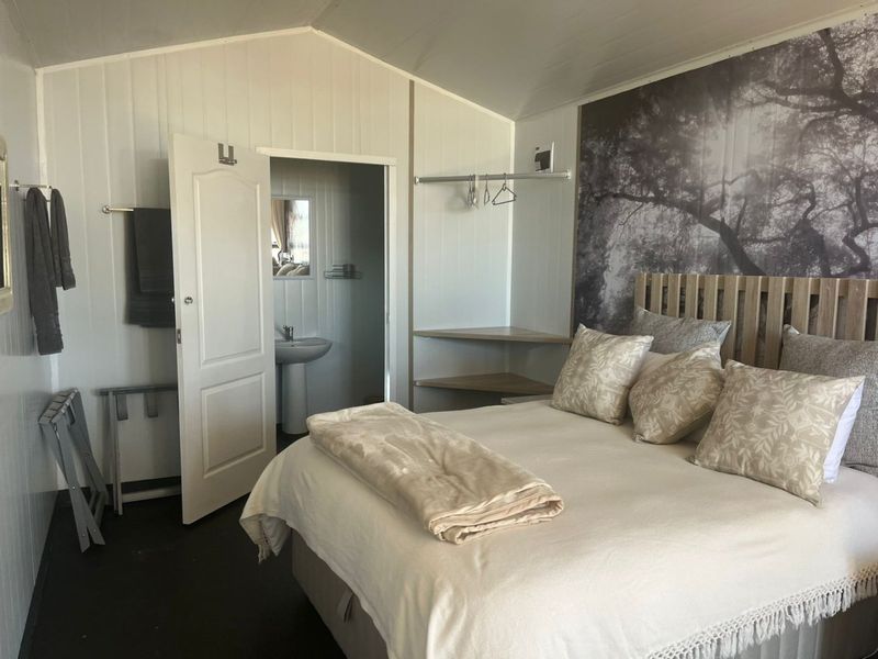 Plot and Plan: Install your PoDHoME on this stand - Big living in a sleek and compact designed TINY BIG HOMES! - Photo 7