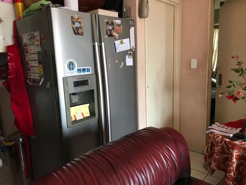 Stunning 2Bedroom House for Sale in Ridgeway - Photo 8