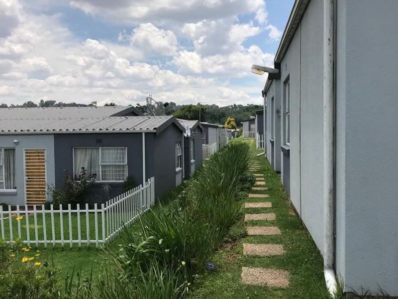 Stunning 2Bedroom House for Sale in Ridgeway - Photo 2