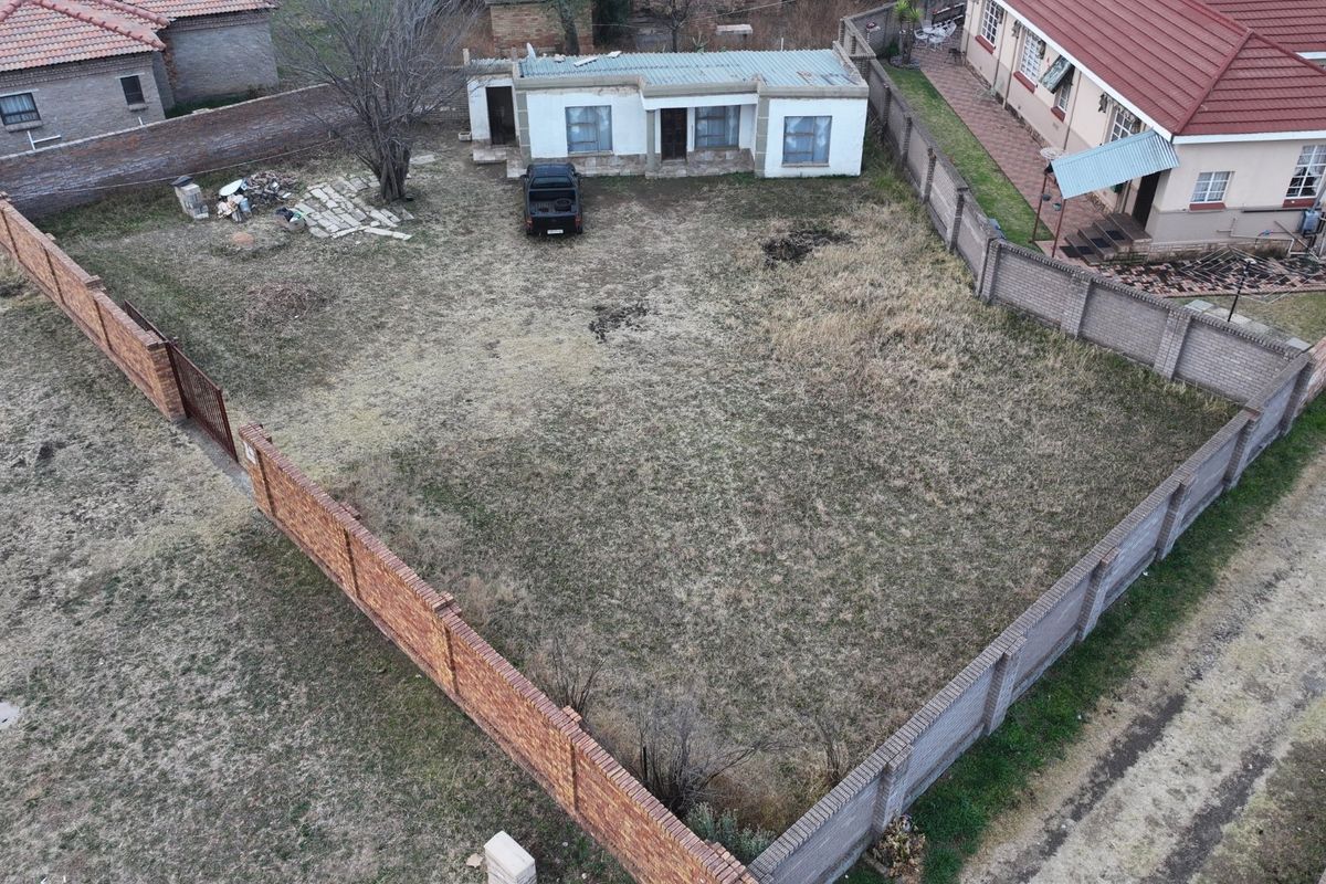 Prime Land for Sale in Jameson Park - Photo 3