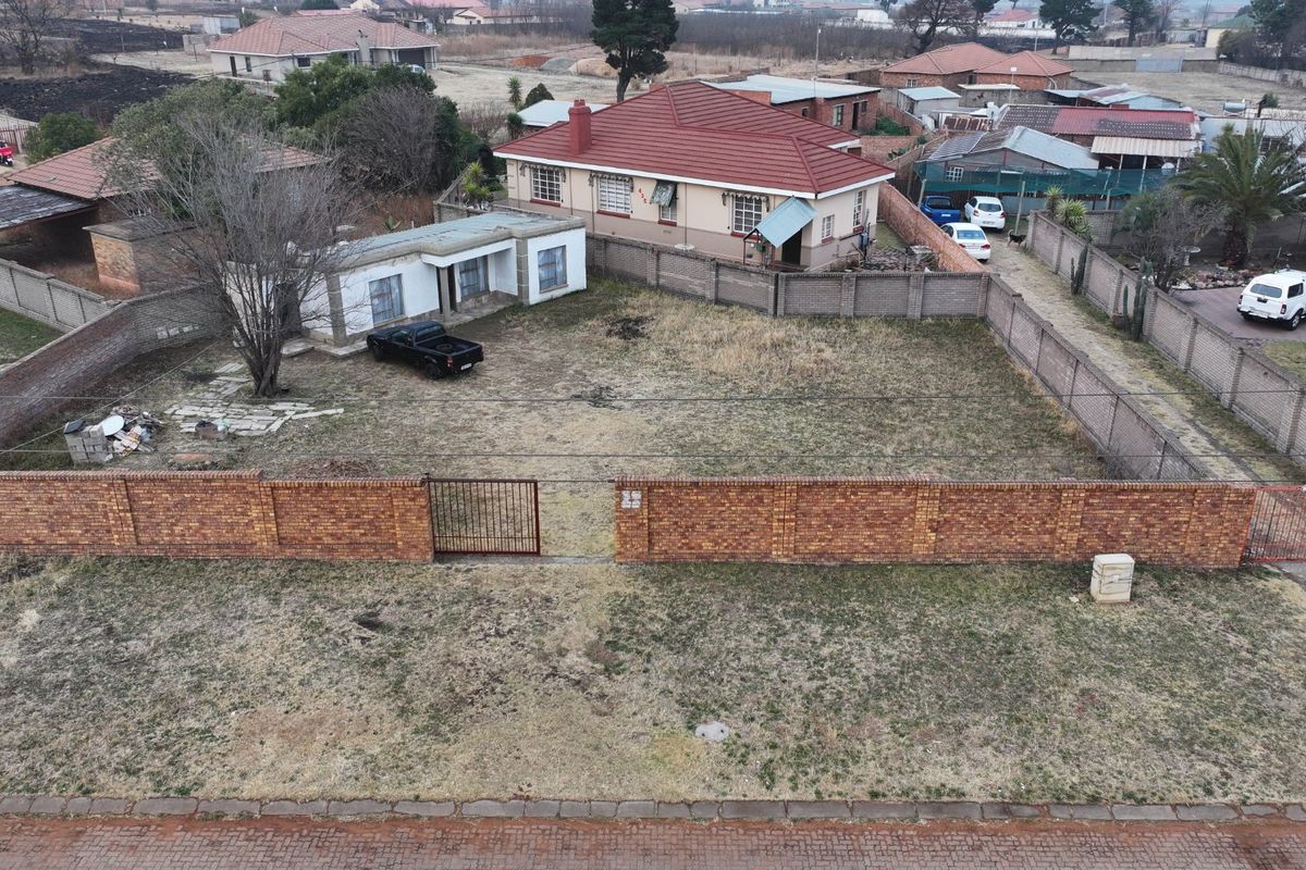 Prime Land for Sale in Jameson Park - Photo 4