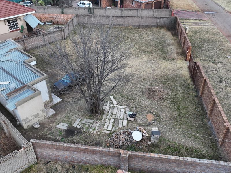 Prime Land for Sale in Jameson Park - Photo 5