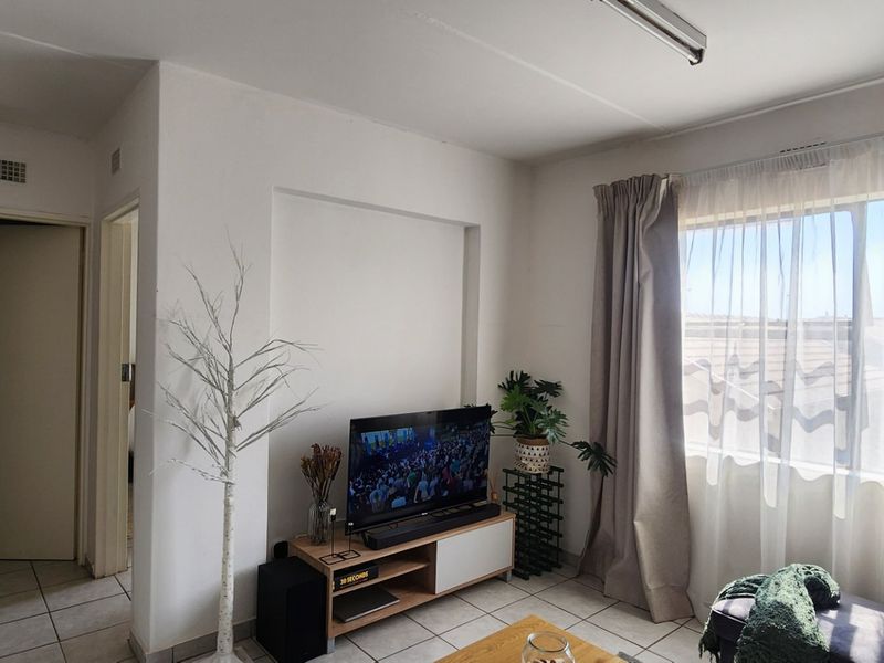Spacious 2Bedroom House for Sale in The Bronx (Sky City) - Photo 10