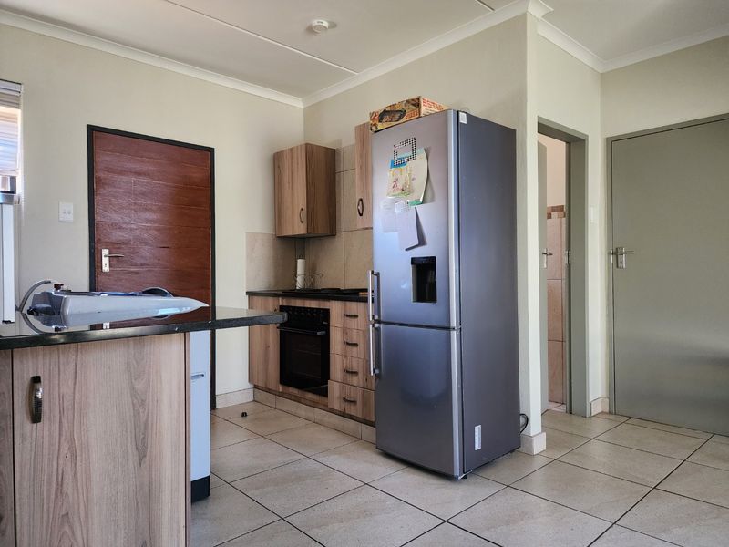 Stunning 3Bedroom House for Sale in Leopard's Rest - Photo 7