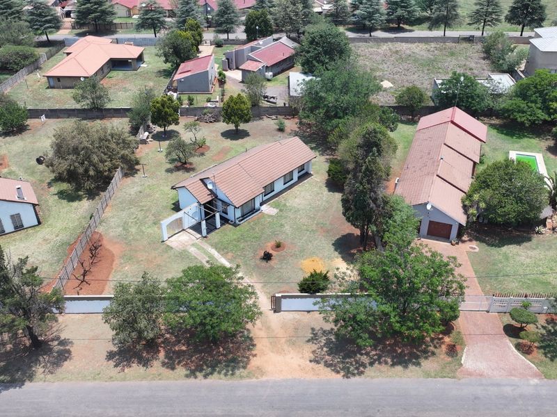 Spacious 3Bedroom House for Sale in Klipwater - Photo 3