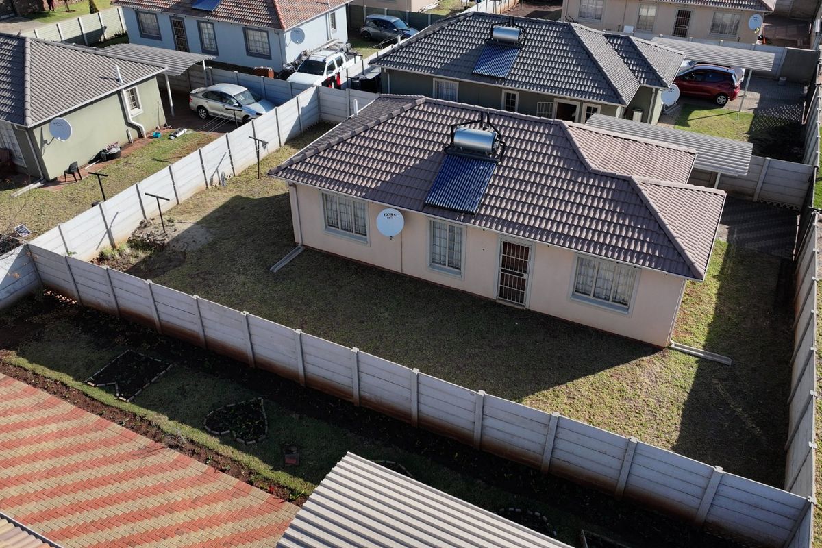 Stunning 3Bedroom House for Sale in Sky City - Photo 4