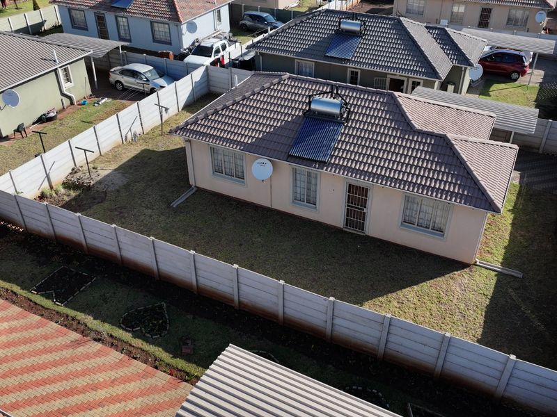 Stunning 3Bedroom House for Sale in Sky City - Photo 4