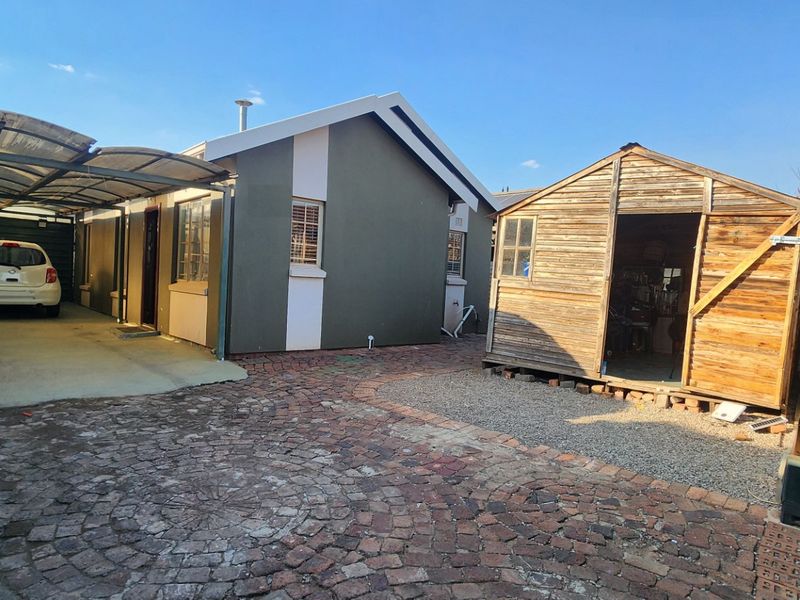 Stunning 3Bedroom House for Sale in Sky City - Photo 3