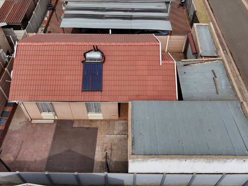 Spacious 3Bedroom House for Sale in Sky City - Photo 3