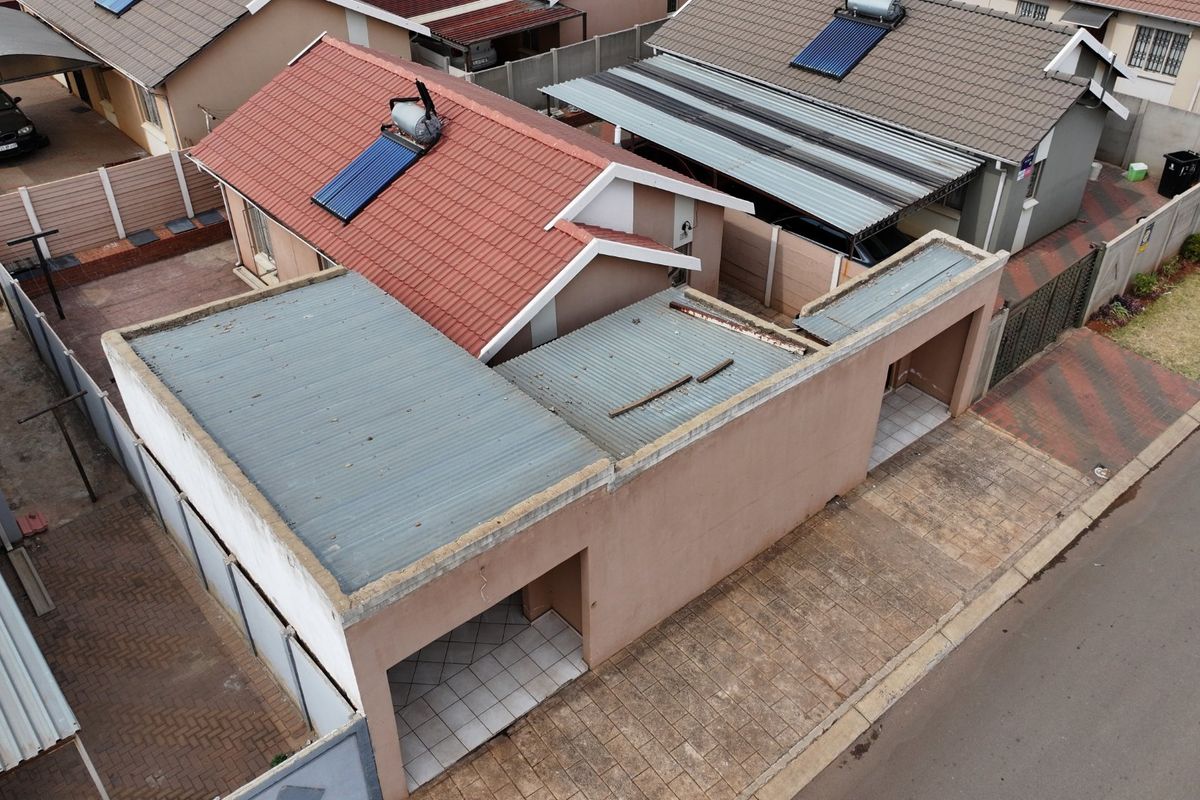Spacious 3Bedroom House for Sale in Sky City - Photo 2