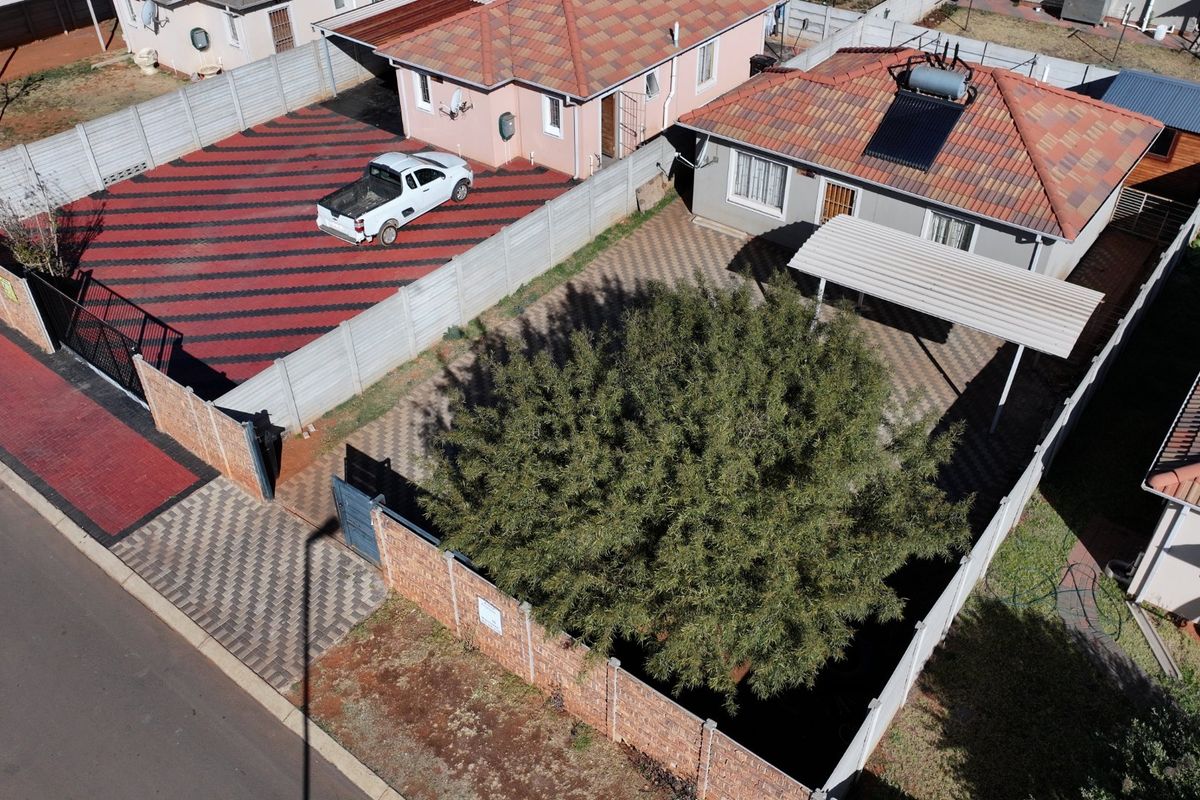 Stunning 2Bedroom House for Sale in Sky City - Photo 3