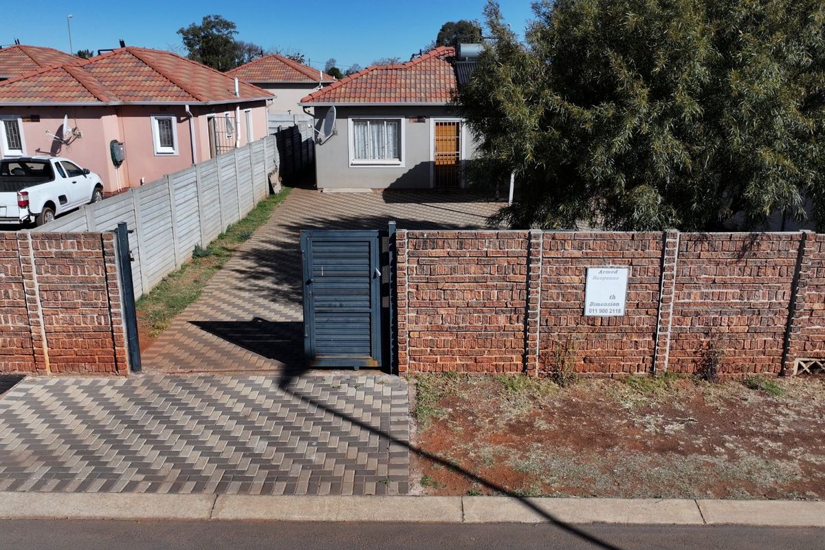Stunning 2Bedroom House for Sale in Sky City - Photo 5
