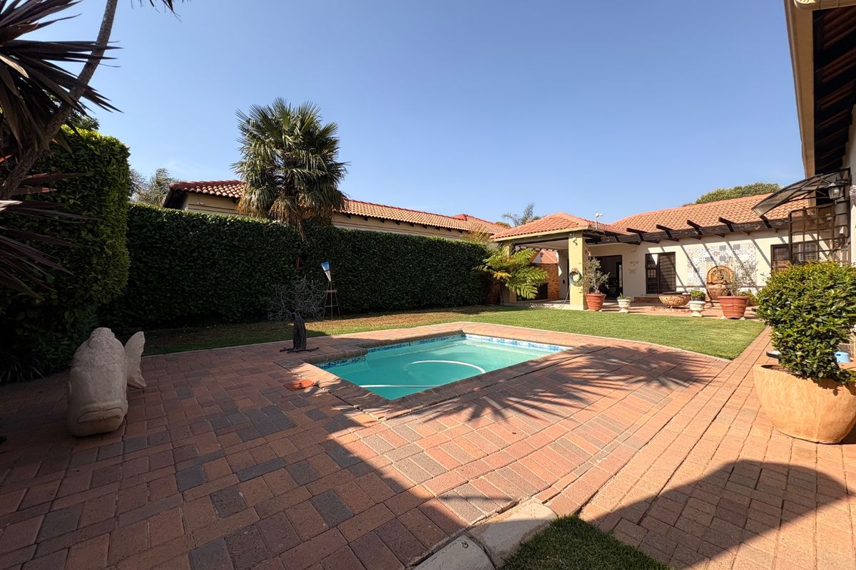 Modern Comfort in a Prime Location  - Photo 2