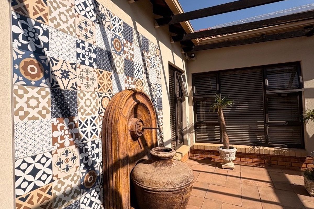 Modern Comfort in a Prime Location  - Photo 3