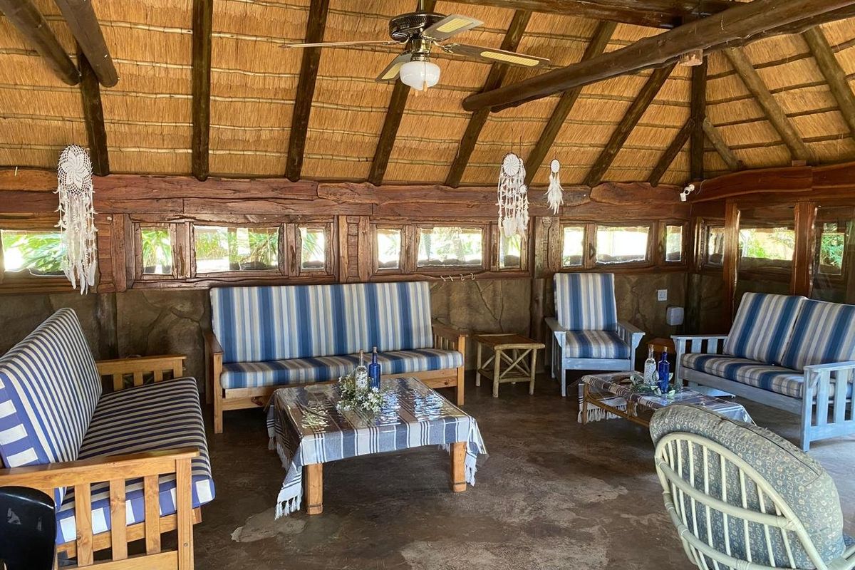 Location Location Lodge with venue and landing strip and small golf course for sale in Dinokeng  - Photo 4