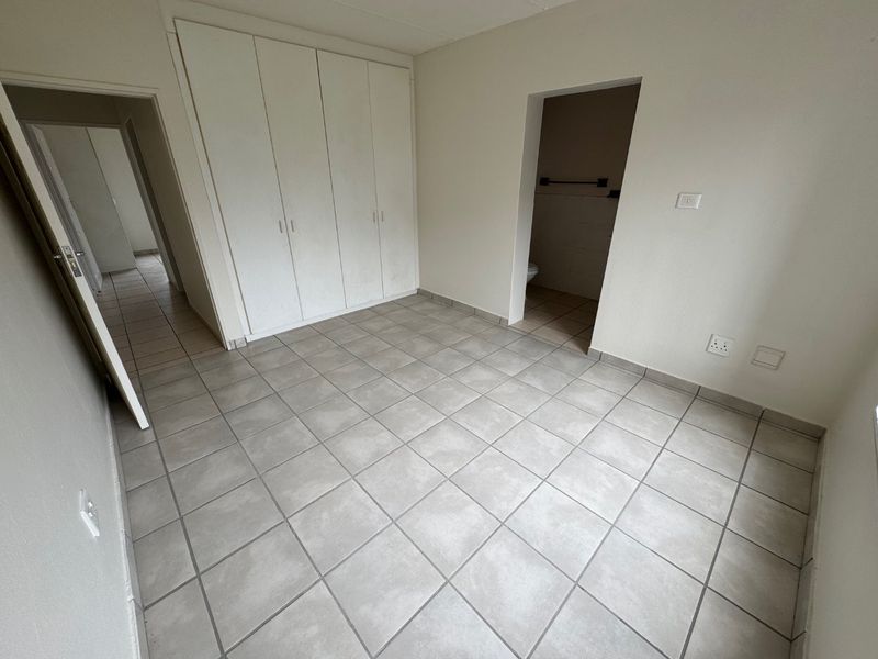 Well-Planned Home with Practical Living Spaces - Photo 4