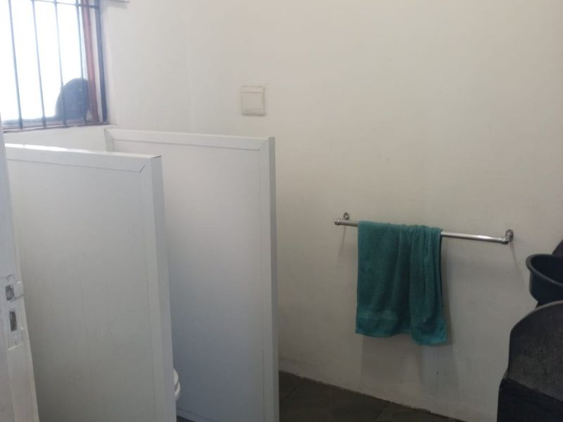 Three bedroom Home for sale in Delft Roosendal. - Photo 5