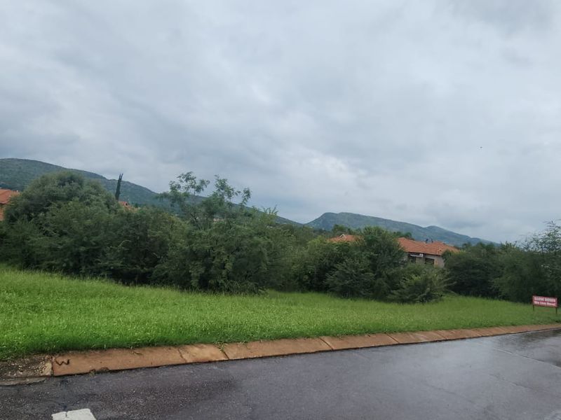 Prime Corner Stand for Sale in Birdwood Estate, Hartbeespoort - Photo 2