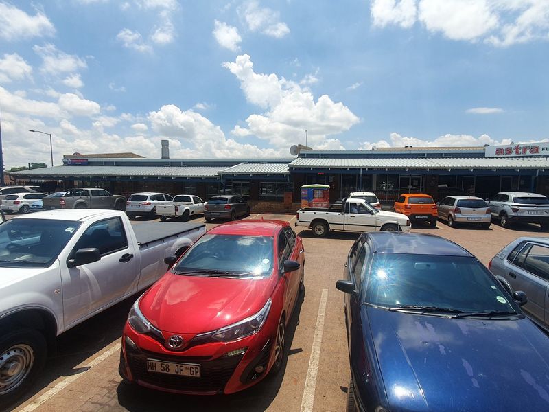 Prime 157m2 Retail Space To Let – Roxy’s Village Walk, Bronkhorstspruit Central - Photo 4