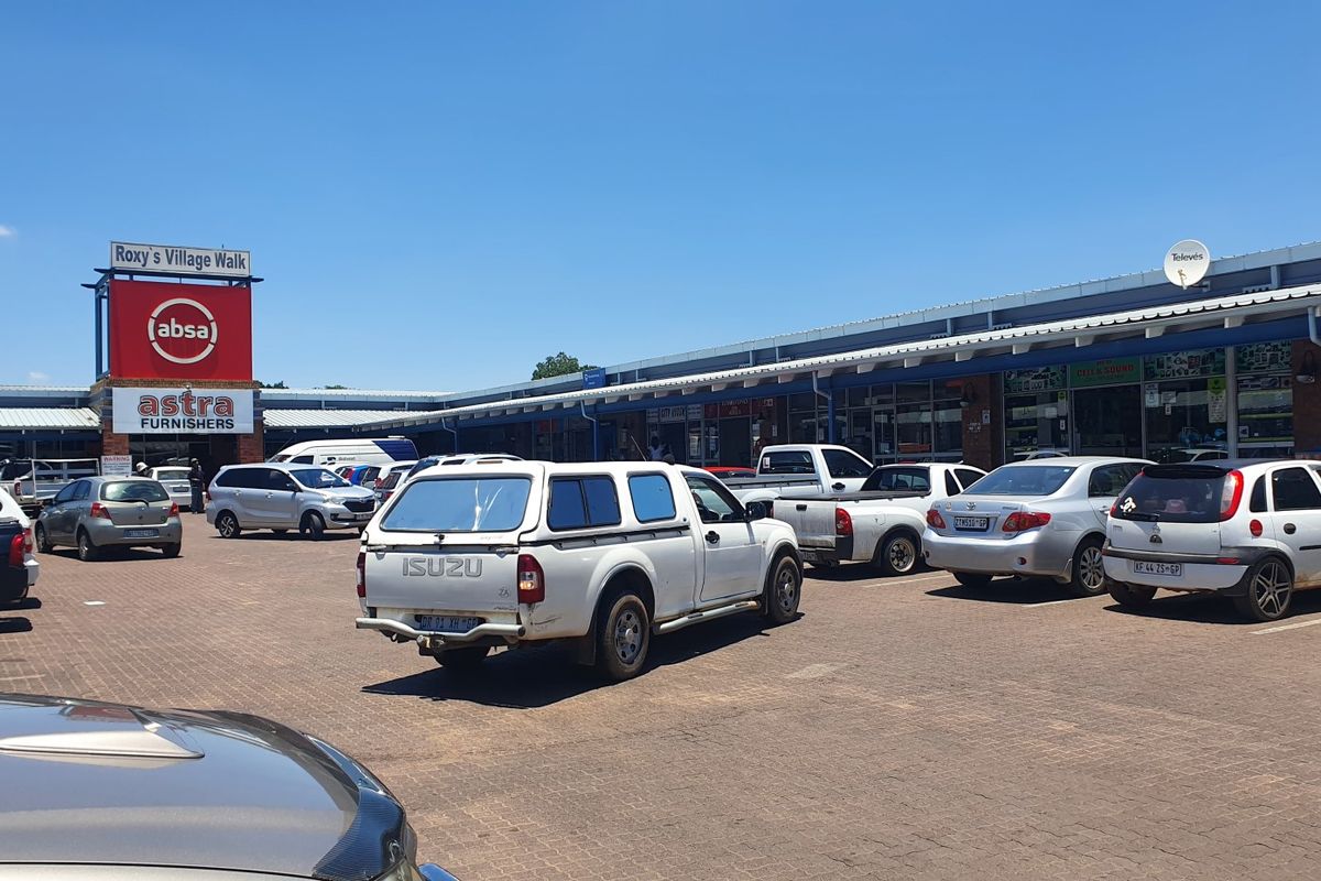 Prime 157m2 Retail Space To Let – Roxy’s Village Walk, Bronkhorstspruit Central - Photo 3