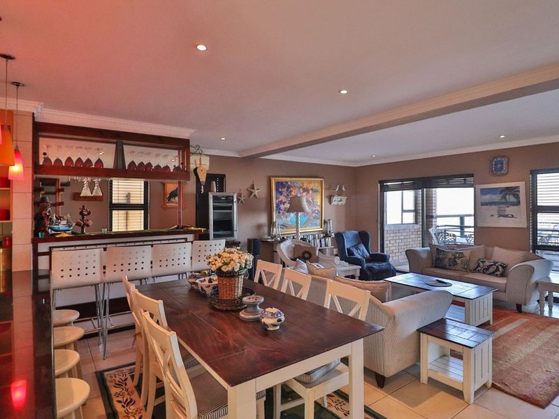 Just pack your bags & move into this home perfect for a weekend breakaway, permanent living or retiring home in Aqua Vista Mountain Estate, Bronkhorstspruit Dam! - Photo 7