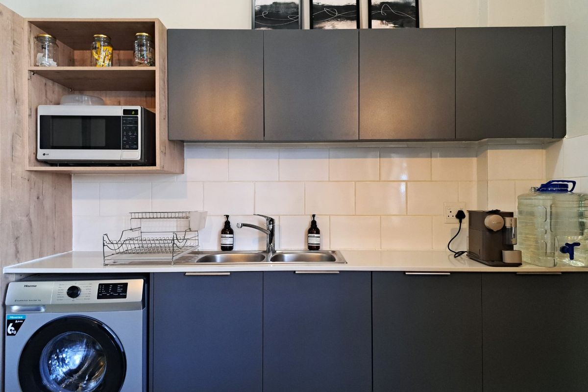 2 Bed 2 Bath Modern130m2 Loft apartment with study - Photo 4