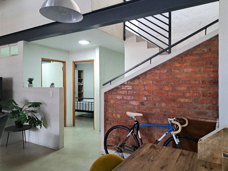 2 Bed 2 Bath Modern130m2 Loft apartment with study - Photo 10