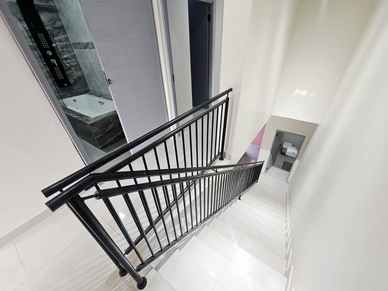 A Brand New 3 bed 2.5 bath cluster for rent in Erasmia - Photo 6