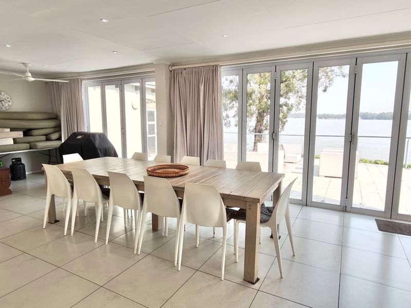 Luxury Waterfront Living at Waterhaven Estate - Photo 7