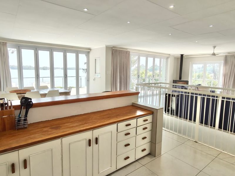 Luxury Waterfront Living at Waterhaven Estate - Photo 7