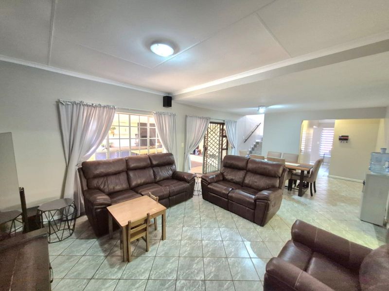 Agent choice of the month. Best value for money! - Photo 10