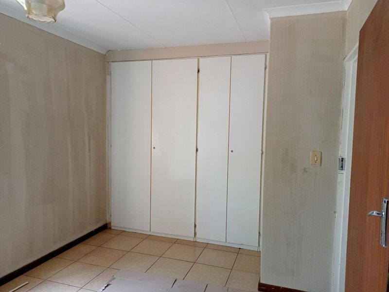 Townhouse for the Decerning Buyer - Photo 5