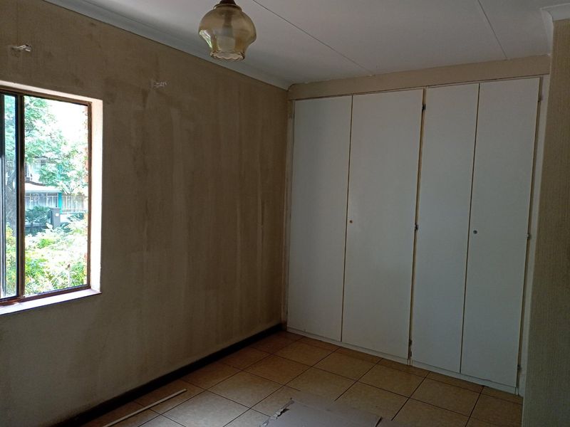 Townhouse for the Decerning Buyer - Photo 9