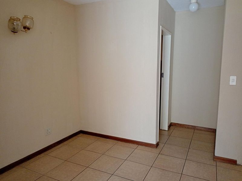 Townhouse for the Decerning Buyer - Photo 6