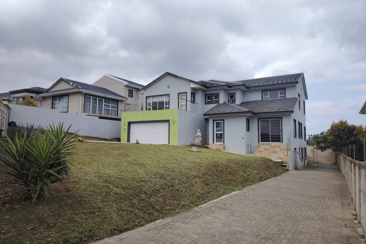 4 Bedroom House in Nahoon Valley Park - Photo 2