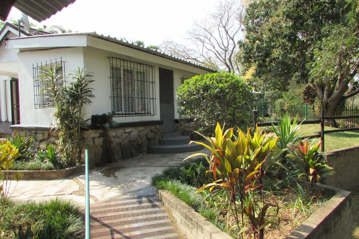 House with granny flat - Photo 4