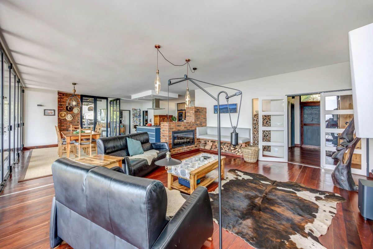 Sophisticated 2 Bed 2 Bath Northcliff Residence To Let  - Photo 4