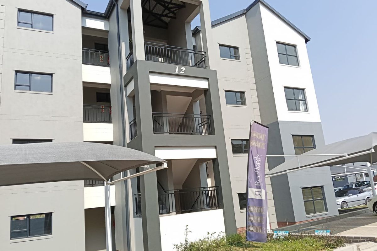 Modern 1-Bedroom 1Bathroom Apartment for Sale in North Riding | Tamarino Estate - Photo 3