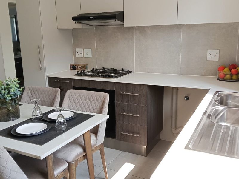 Brand-New 3-Bedroom 3 Bathroom apartment for Sale | Modern Development | Prime Location - Photo 5