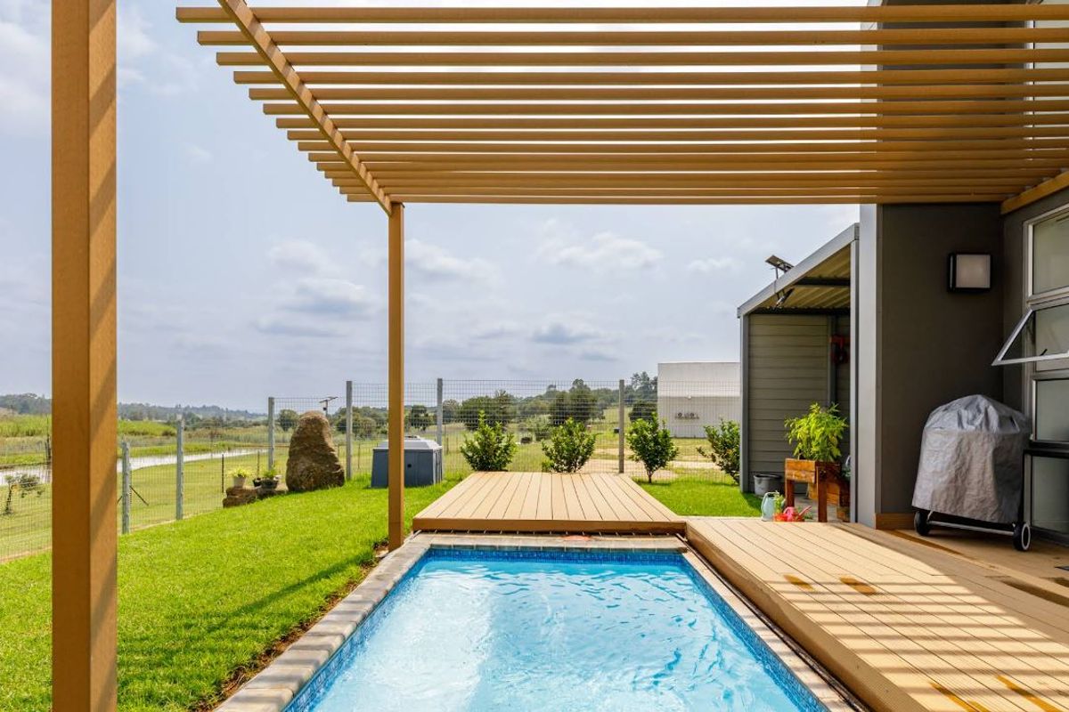 Stands & Building Plans Available – Country Gardens Estate Sustainable Off-Grid Living in Lanseria Experience true sustainability and real savings. This off-grid-ready estate offers: •	Solar Energy Solutions •	Borehole Water Supply Build your future in a community designed for independence, eco-conscious living, and long-term value - Photo 2