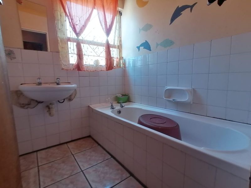 0 Bed House in Scottsdene for Sale - Photo 8