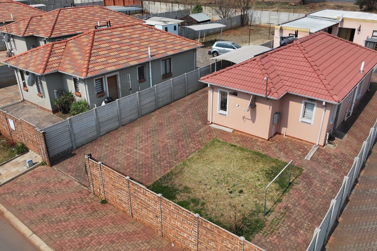 Spacious 3Bedroom House for Sale in Sky City - Photo 4