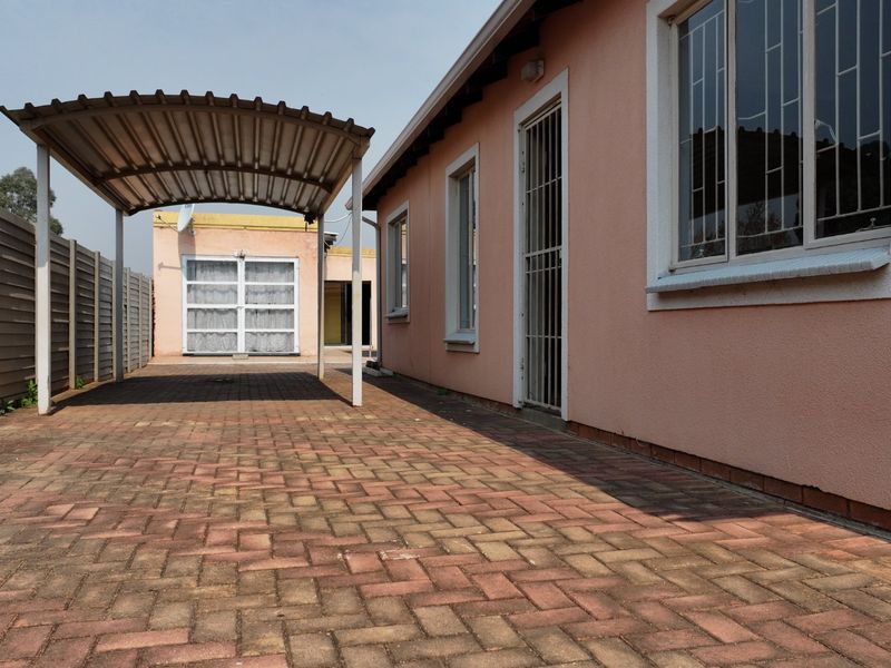 Spacious 3Bedroom House for Sale in Sky City - Photo 5