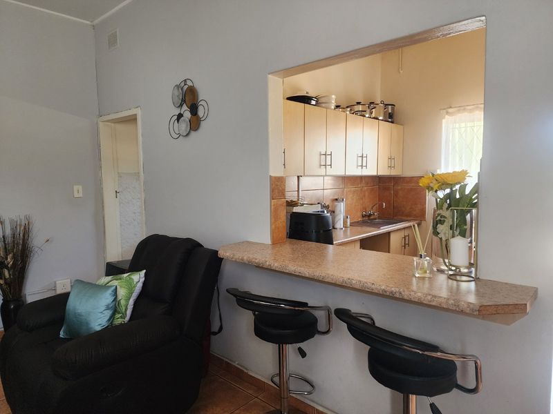 1 Bedroom Apartment in Wilkeville - Photo 5