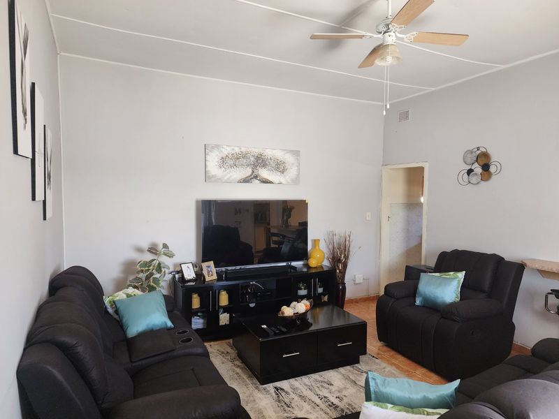 1 Bedroom Apartment in Wilkeville - Photo 3