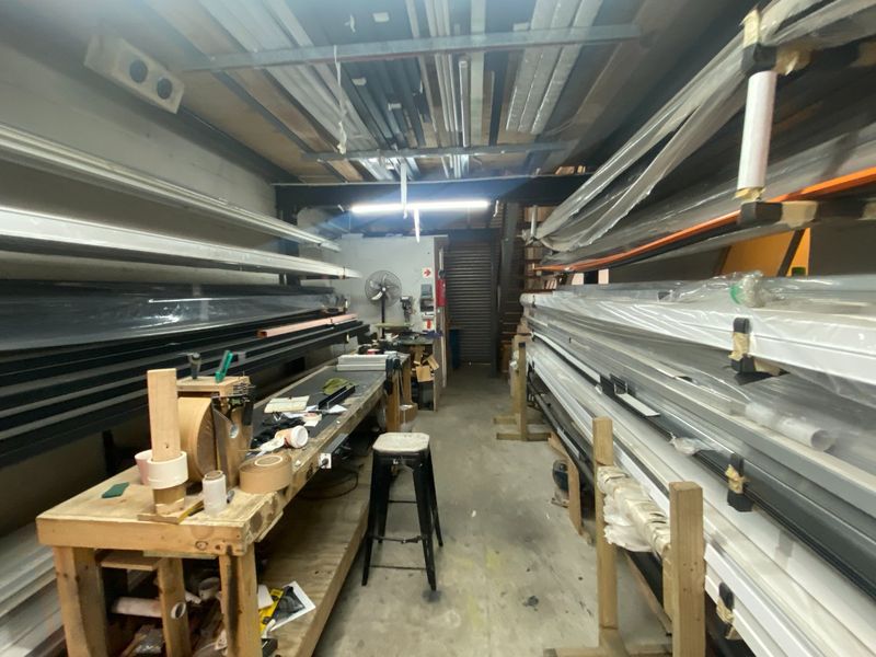 194m2 Industrial Space to Let  - Photo 10