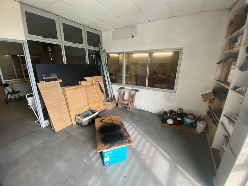 194m2 Industrial Space to Let  - Photo 6