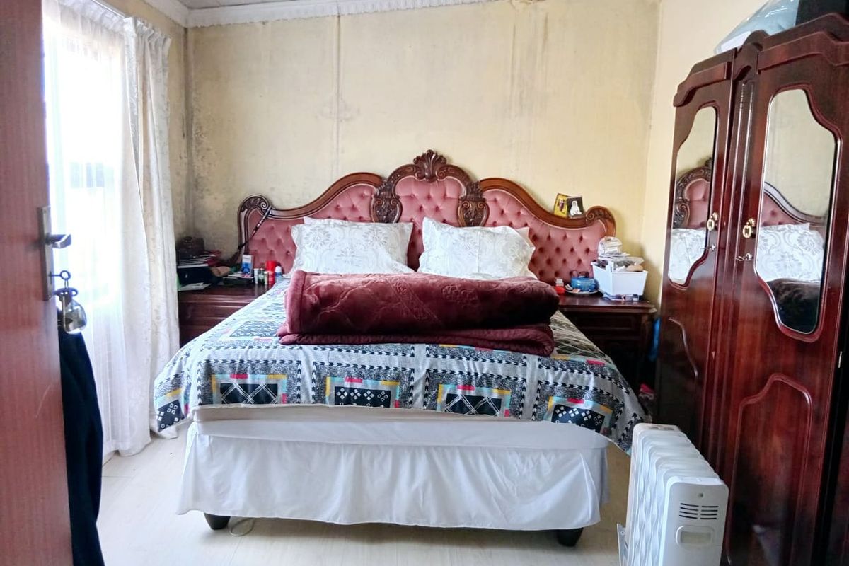 Spacious 5-Bedroom Home with Income-Generating Flatlet – NU 15 - Photo 3