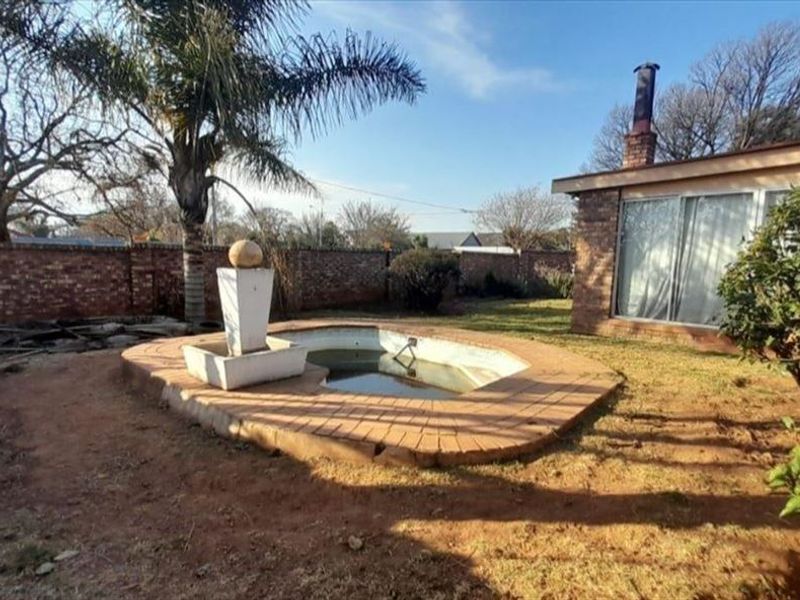 Modern Comfort Meets Effortless Elegance - Photo 3